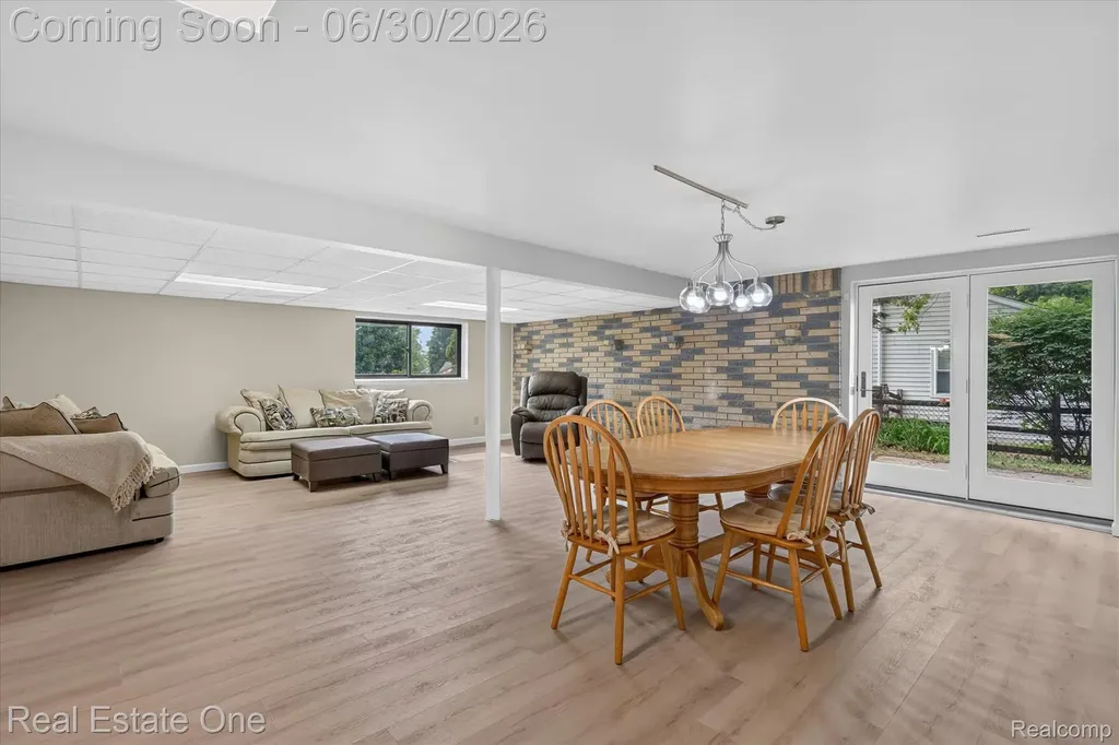 30691 Rainbow Drive Lyon Charter Township MI 48165