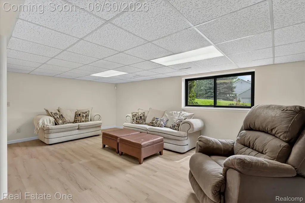 30691 Rainbow Drive Lyon Charter Township MI 48165
