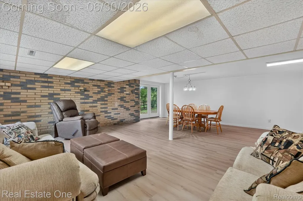 30691 Rainbow Drive Lyon Charter Township MI 48165