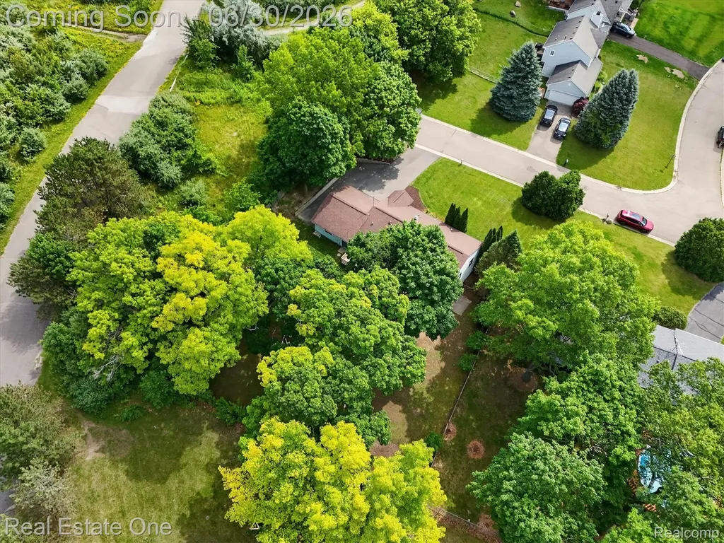 30691 Rainbow Drive Lyon Charter Township MI 48165