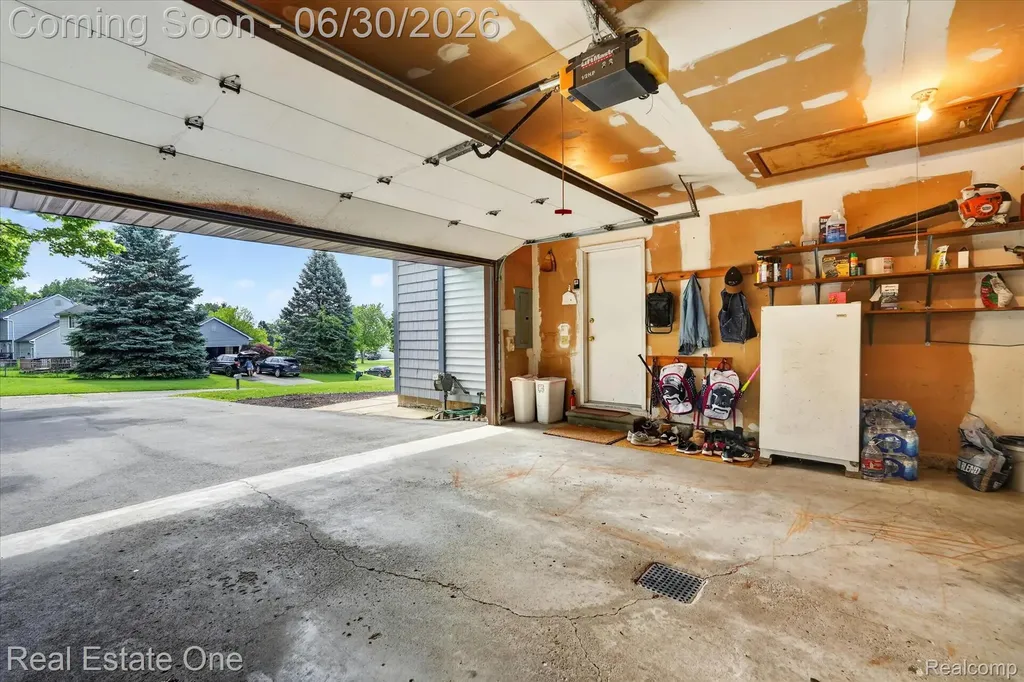 30691 Rainbow Drive Lyon Charter Township MI 48165