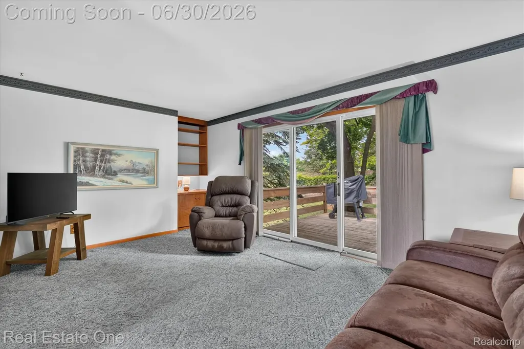 30691 Rainbow Drive Lyon Charter Township MI 48165