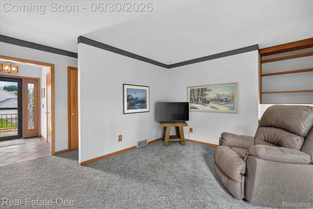 30691 Rainbow Drive Lyon Charter Township MI 48165