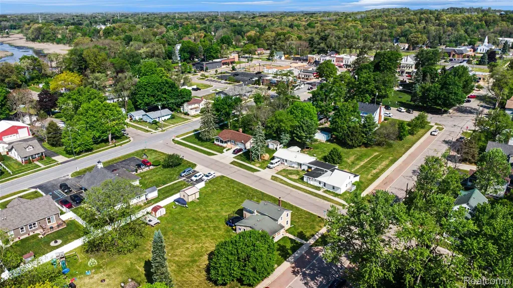306 S Mill Street Pinckney Village MI 48169