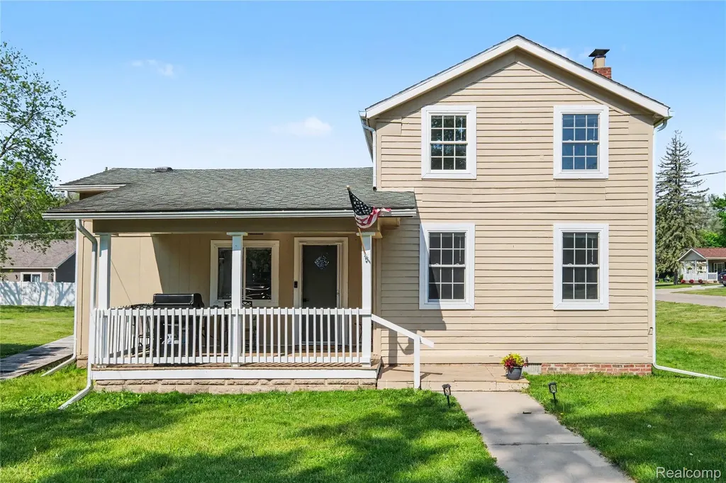 306 S Mill Street Pinckney Village MI 48169