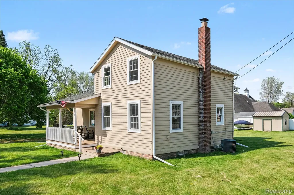 306 S Mill Street Pinckney Village MI 48169