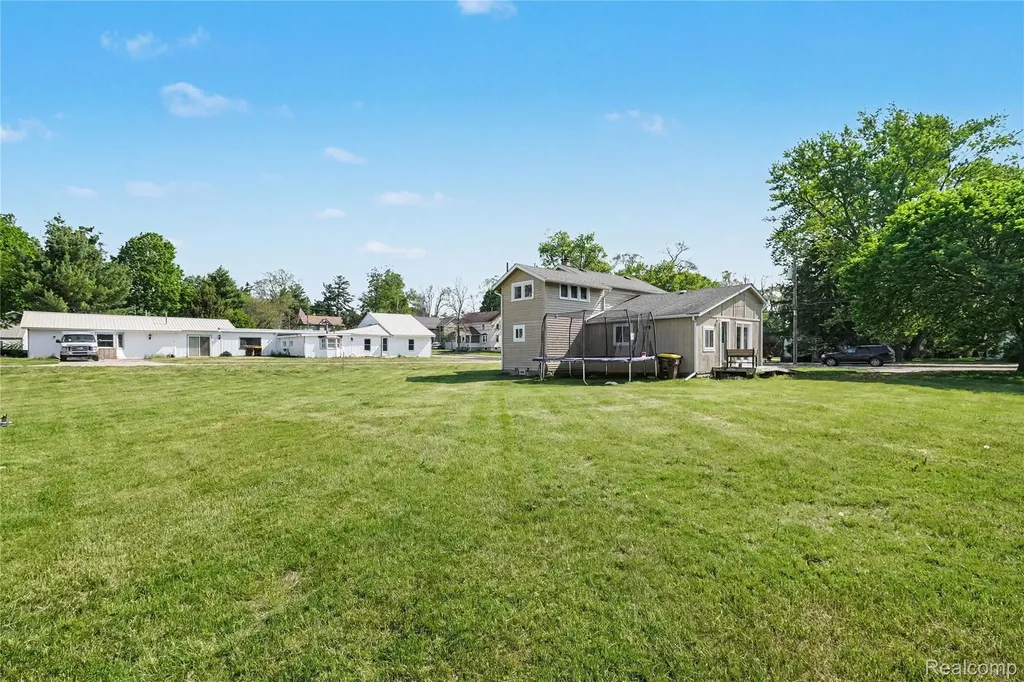 306 S Mill Street Pinckney Village MI 48169