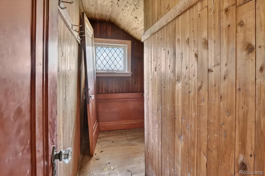 26275 Pennsylvania Road Brownstown Charter Township MI 48174