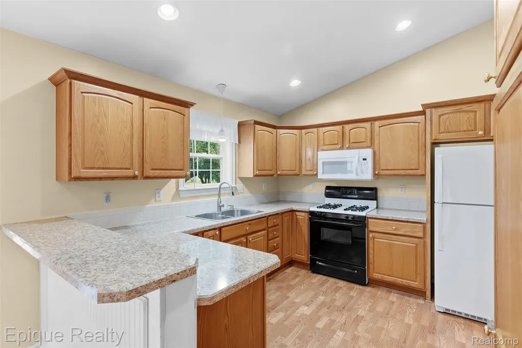 1409 Meadow Green Lane Linden City MI 48451