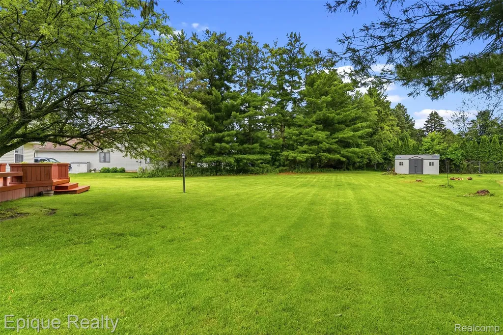 1409 Meadow Green Lane Linden City MI 48451