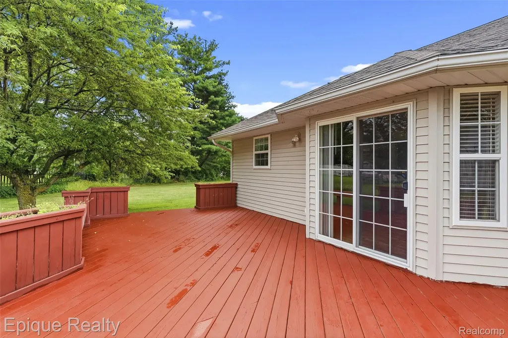 1409 Meadow Green Lane Linden City MI 48451