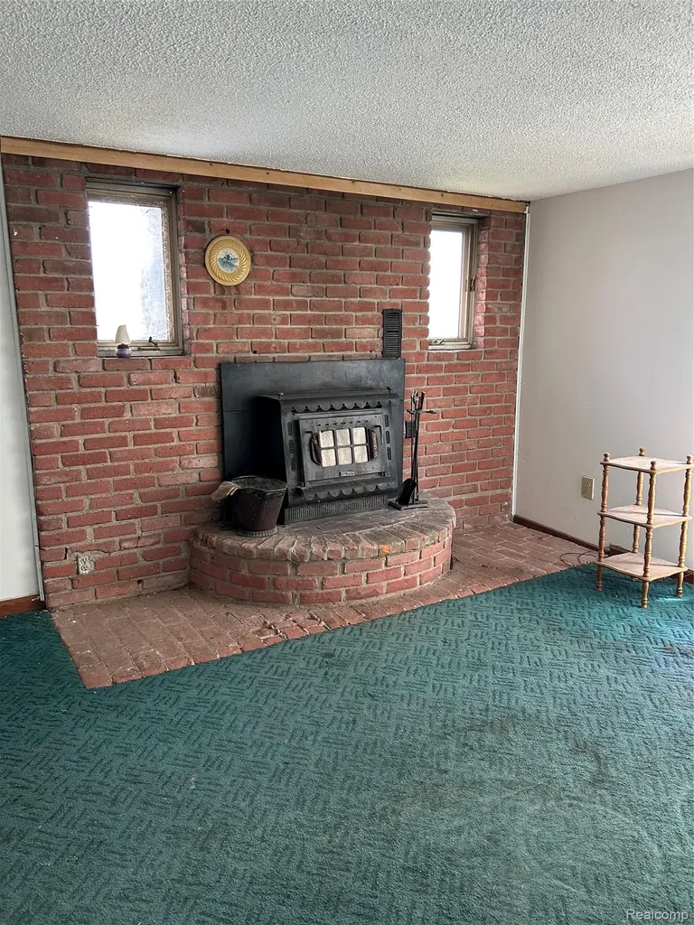 3850 Densmore Road Juniata Township MI 48723