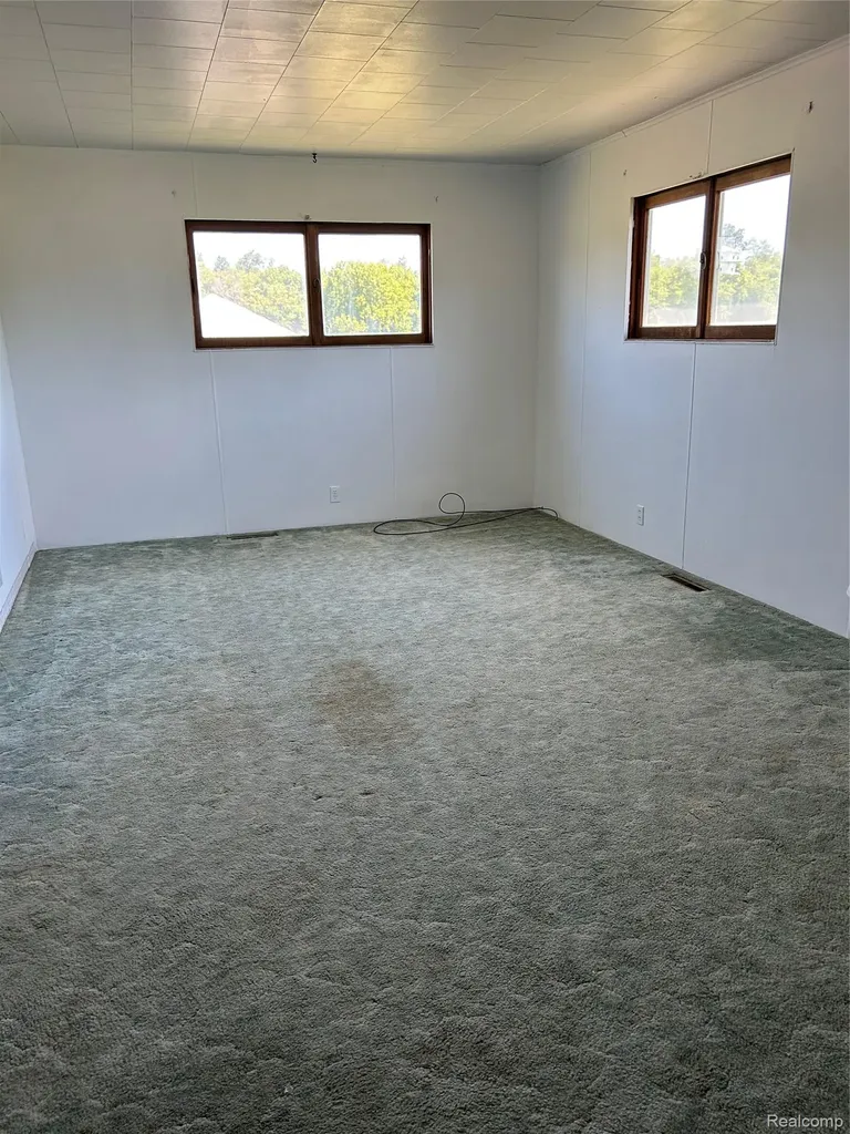 3850 Densmore Road Juniata Township MI 48723