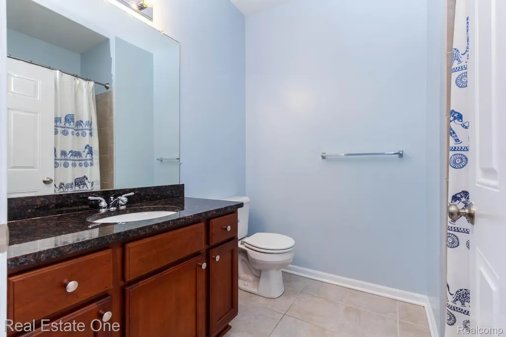 934 W Summerfield Glen Circle Scio Township MI 48103