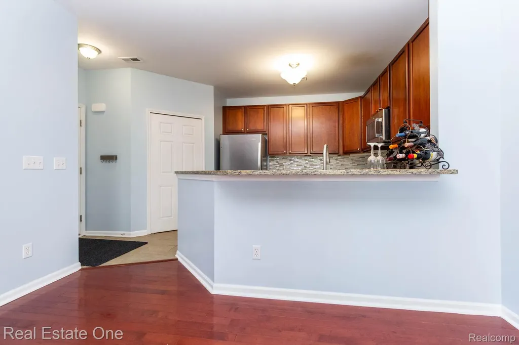 934 W Summerfield Glen Circle Scio Township MI 48103