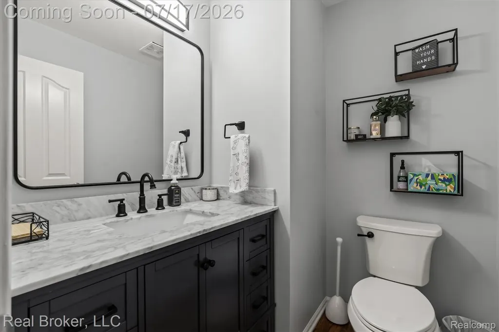 45192 Thornhill Road Canton Charter Township MI 48188