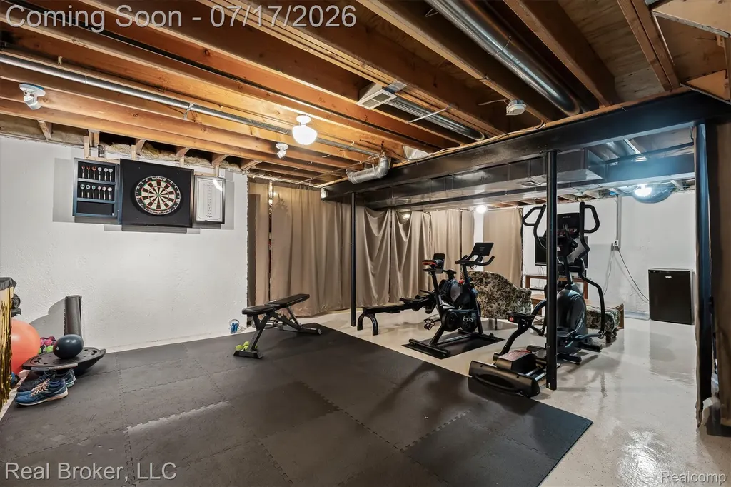 45192 Thornhill Road Canton Charter Township MI 48188
