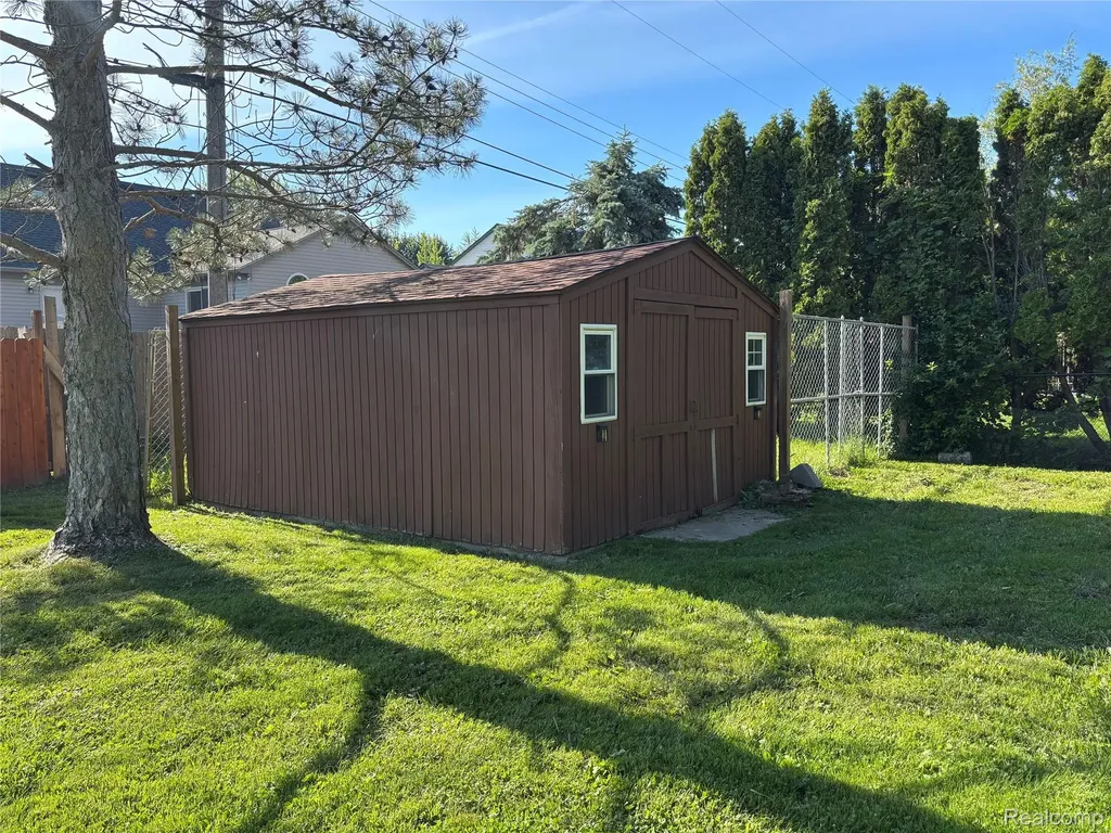 46365 Community Center Drive Chesterfield Township MI 48047