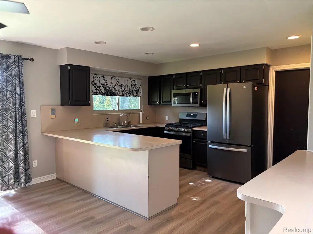 46365 Community Center Drive Chesterfield Township MI 48047