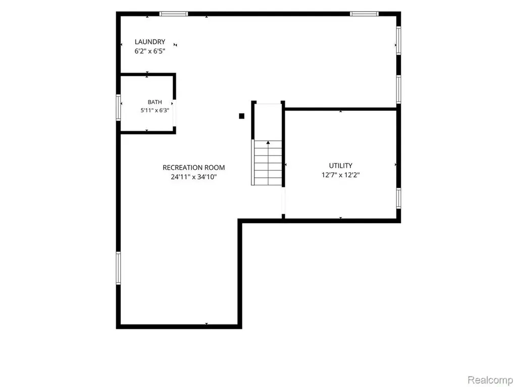 28740 Garfield Street Roseville City MI 48066
