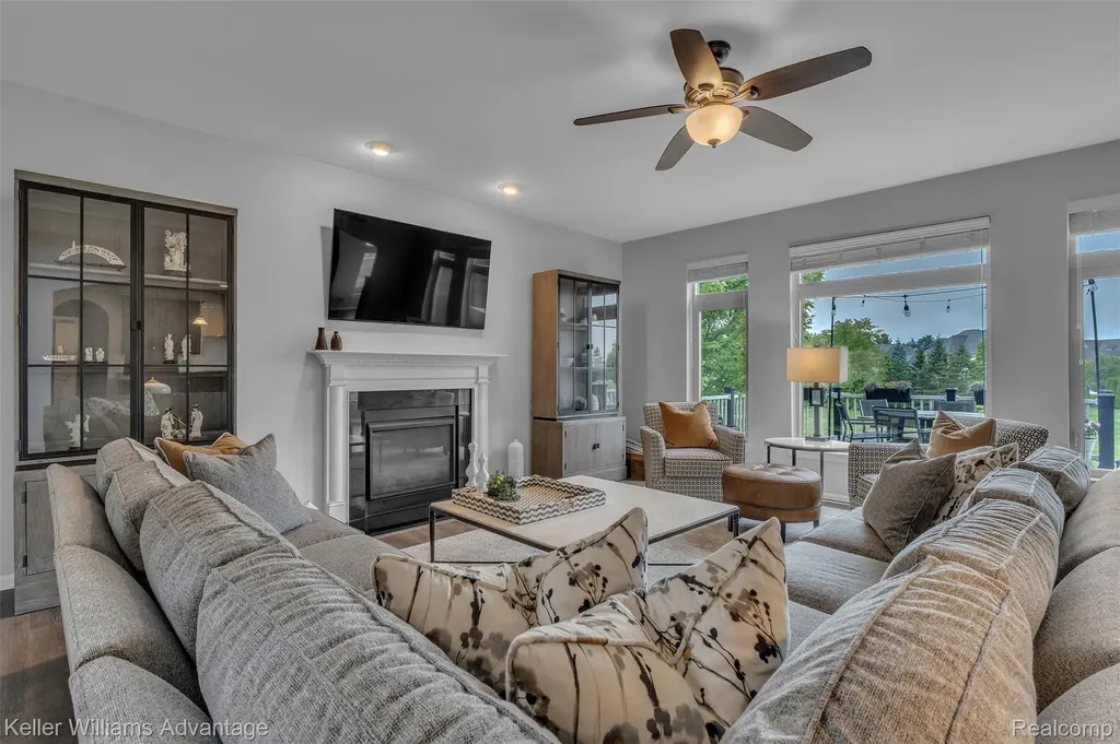 22779 Bedford Court Lyon Charter Township MI 48167