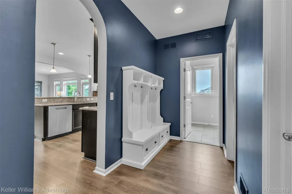 22779 Bedford Court Lyon Charter Township MI 48167