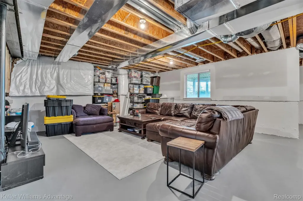 22779 Bedford Court Lyon Charter Township MI 48167
