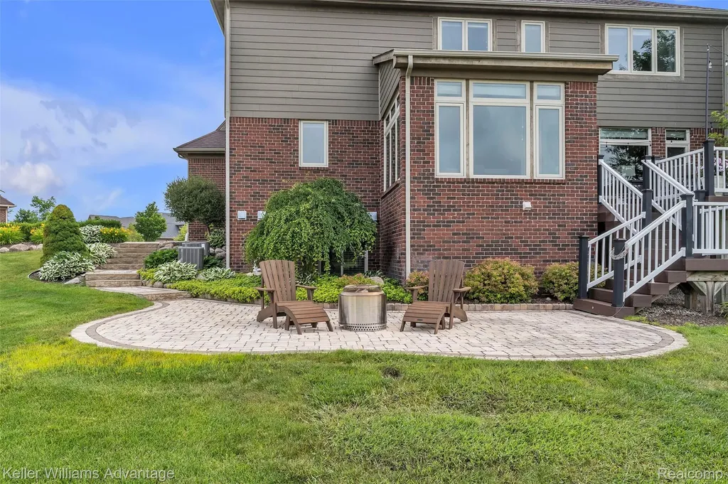22779 Bedford Court Lyon Charter Township MI 48167