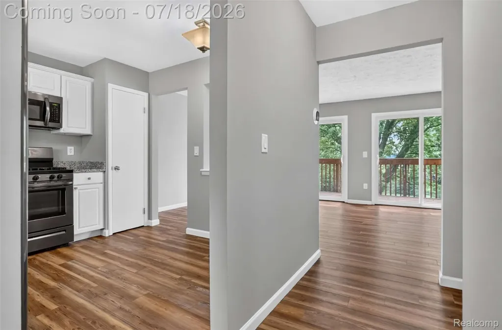 1509 Charter Oak Drive Rochester Hills City MI 48309