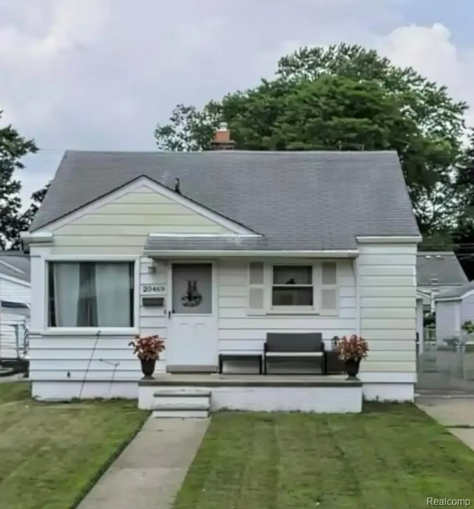 20469 Beech Daly Road Redford Charter Township MI 48240