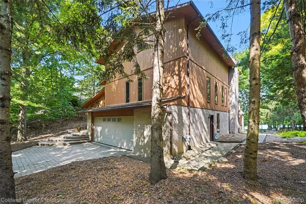 3583 Mitchell Road Elba Township MI 48446