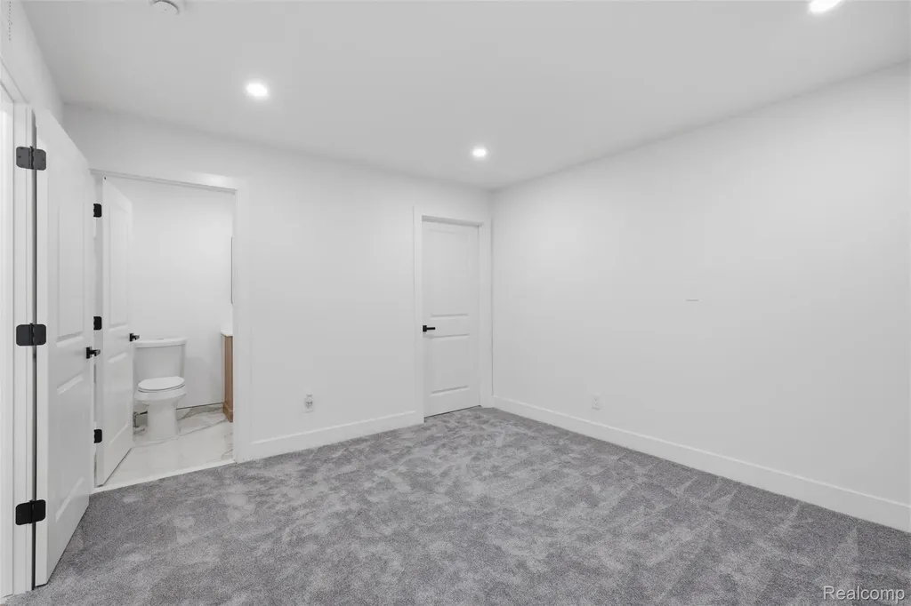 37176 Garvin Street Clinton Charter Township MI 48036