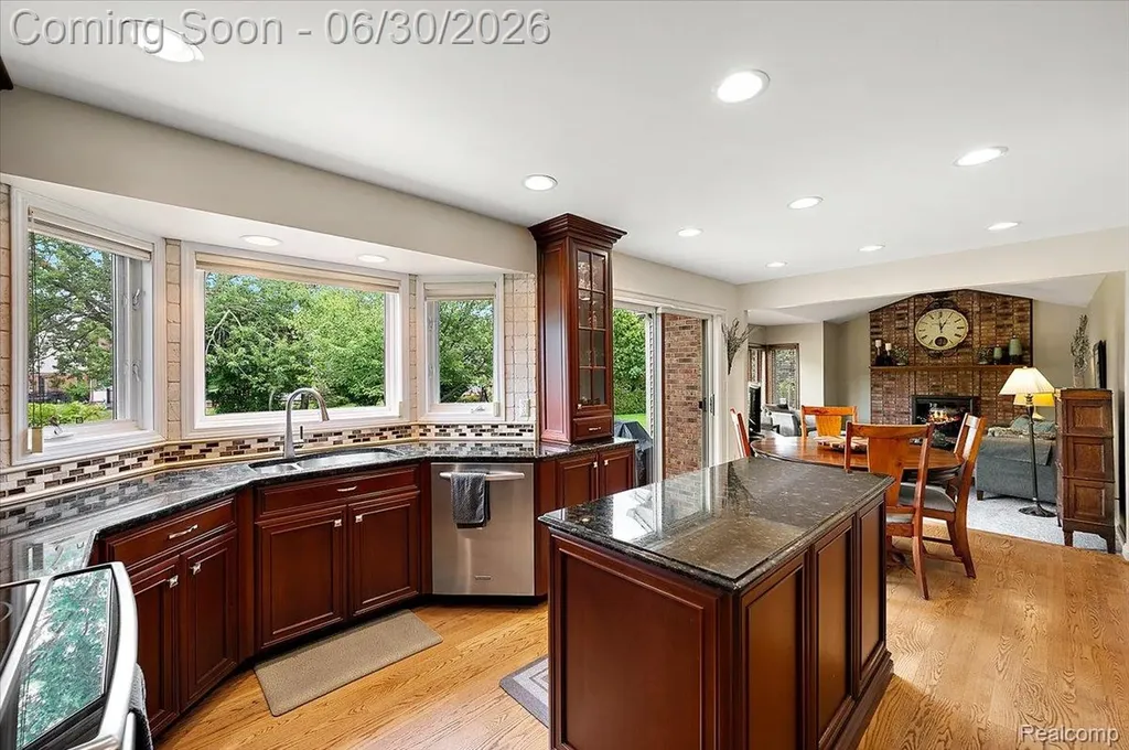 20157 Whitby Court Livonia City MI 48152