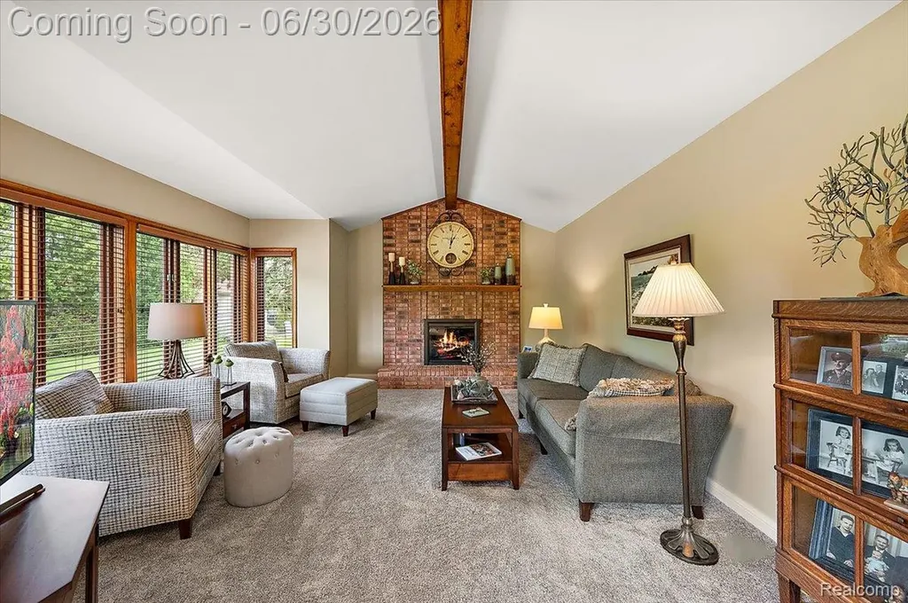 20157 Whitby Court Livonia City MI 48152
