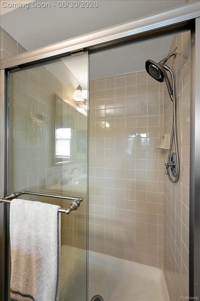 20157 Whitby Court Livonia City MI 48152