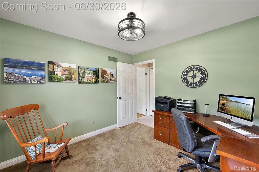 20157 Whitby Court Livonia City MI 48152