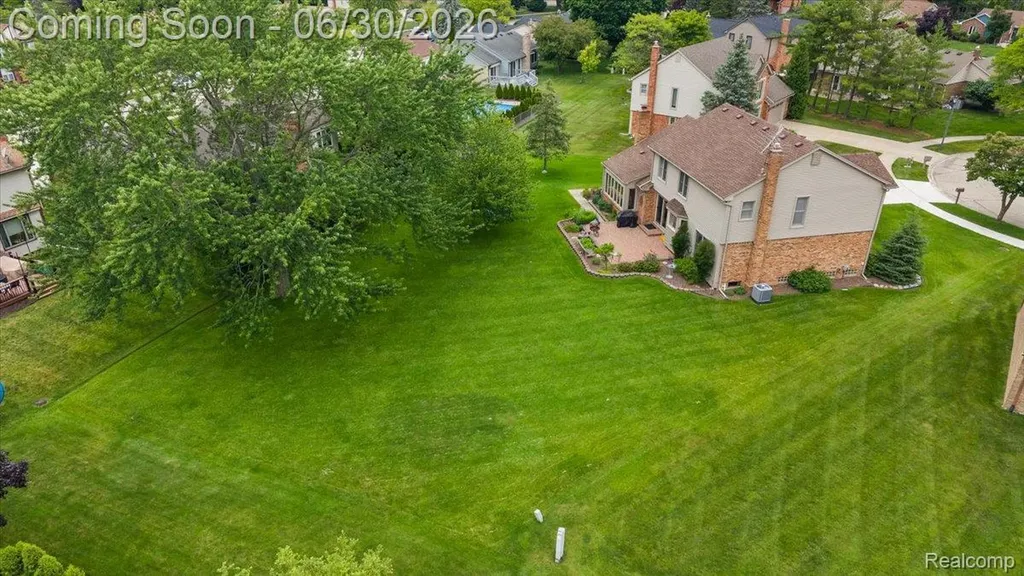 20157 Whitby Court Livonia City MI 48152