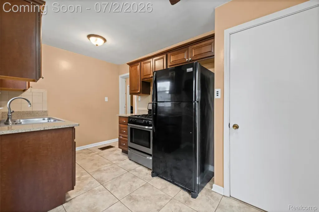 24719 Princeton Street Dearborn City MI 48124