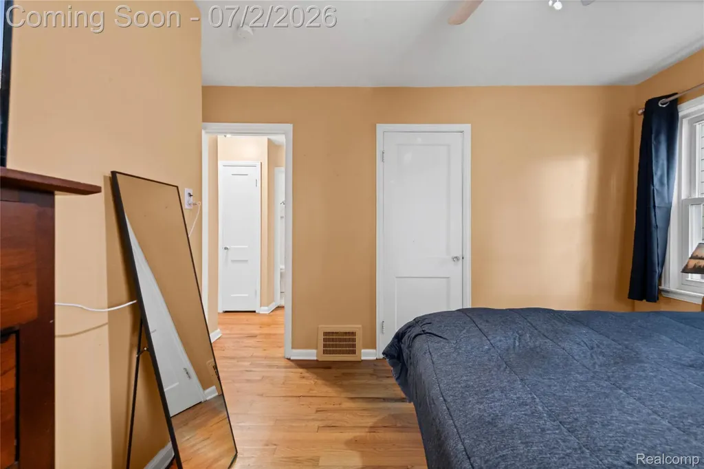 24719 Princeton Street Dearborn City MI 48124