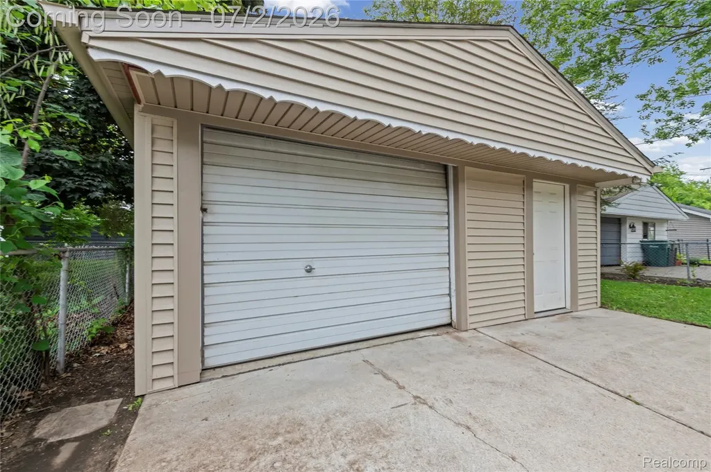 24719 Princeton Street Dearborn City MI 48124
