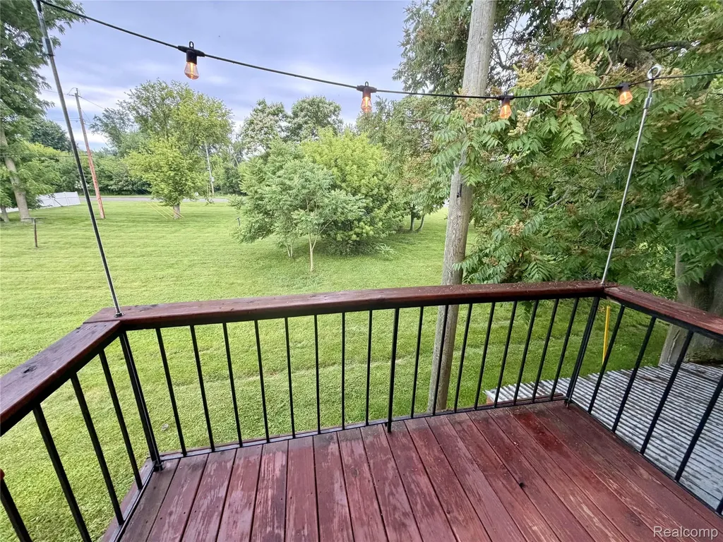 29589 Jefferson Avenue Gibraltar City MI 48173