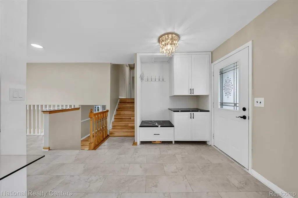 40014 Eagle Drive Sterling Heights City MI 48310