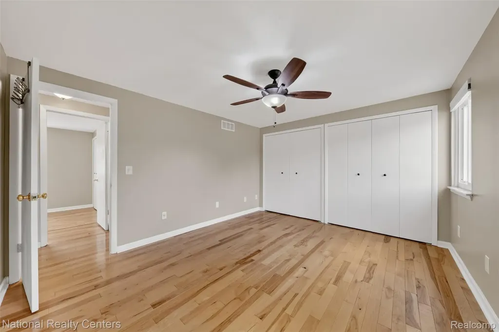 40014 Eagle Drive Sterling Heights City MI 48310