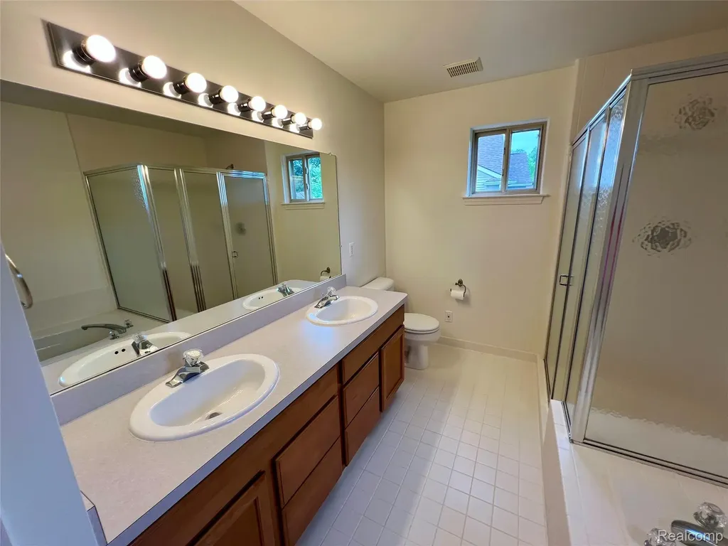 5931 Cedar Ridge Drive Scio Township MI 48103