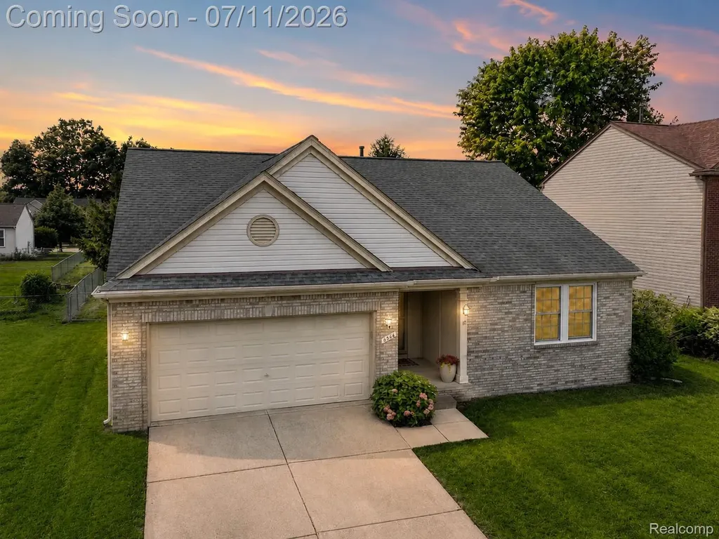 6564 Enchanted Drive Ypsilanti Charter Township MI 48197