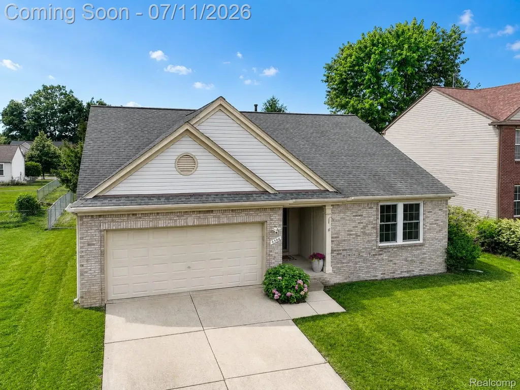 6564 Enchanted Drive Ypsilanti Charter Township MI 48197