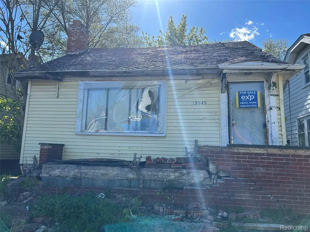 13949 Cherrylawn Street Detroit City MI 48238