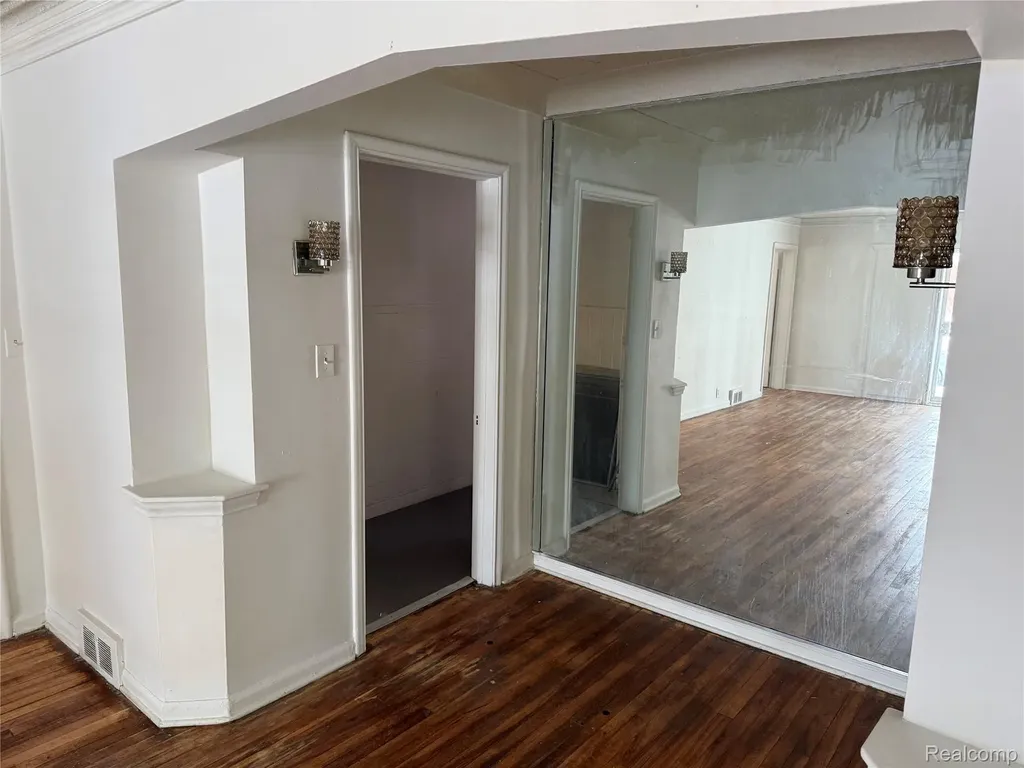 20253 Veach Street Detroit City MI 48234