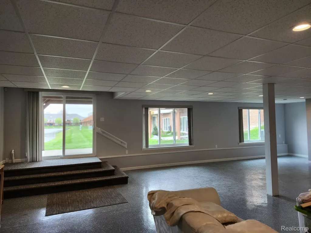 14817 Kings Mill Drive Shelby Charter Township MI 48315