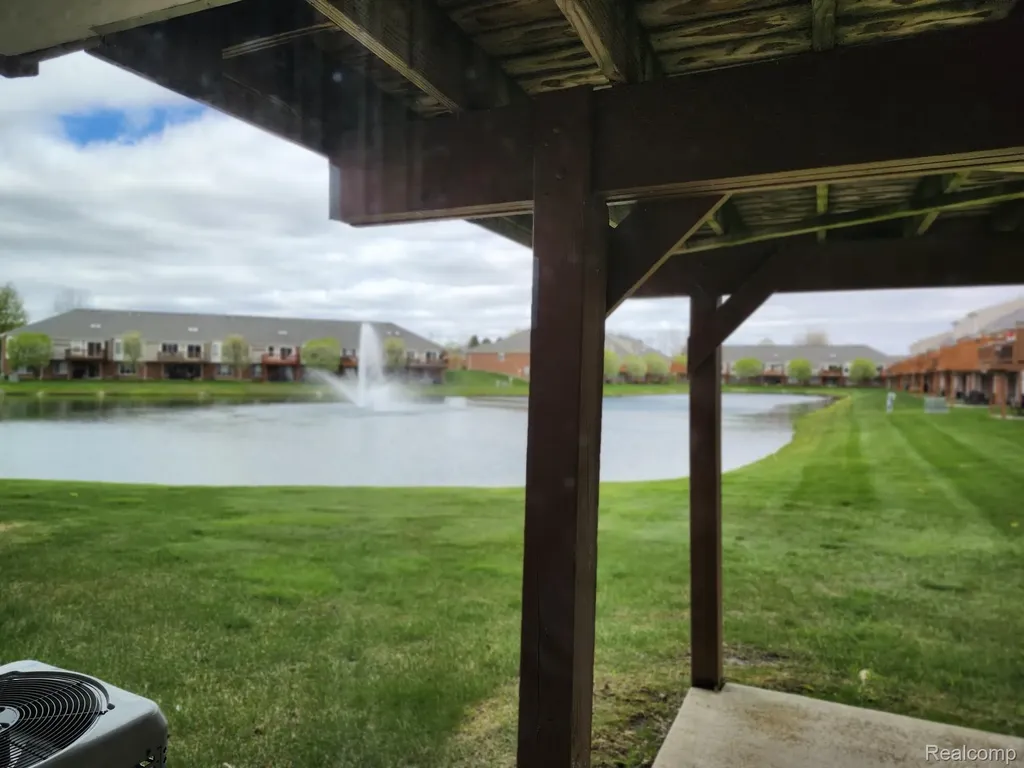 14817 Kings Mill Drive Shelby Charter Township MI 48315